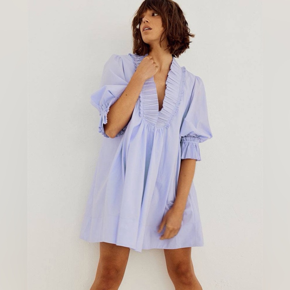 Sovere Studio NWOT Rapture Shift Pleated V-Neck Mini, Lavender, szS